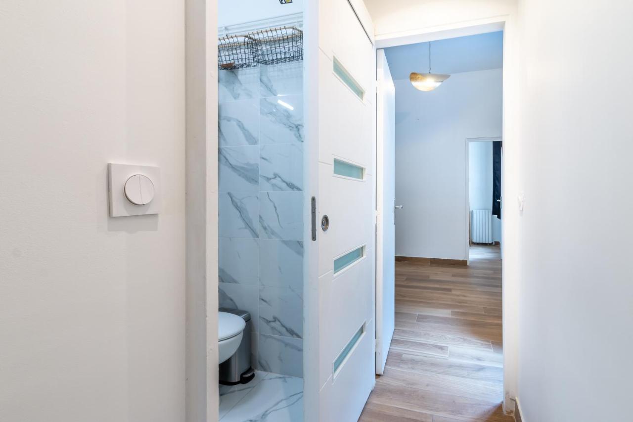 Appartement Metro Alexandre Dumas Paris Exterior foto